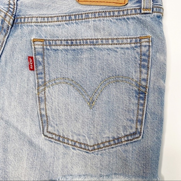 LEVI’S 501 Distressed Patched Cut off jean Denim shorts Size 25 - Picture 6 of 10